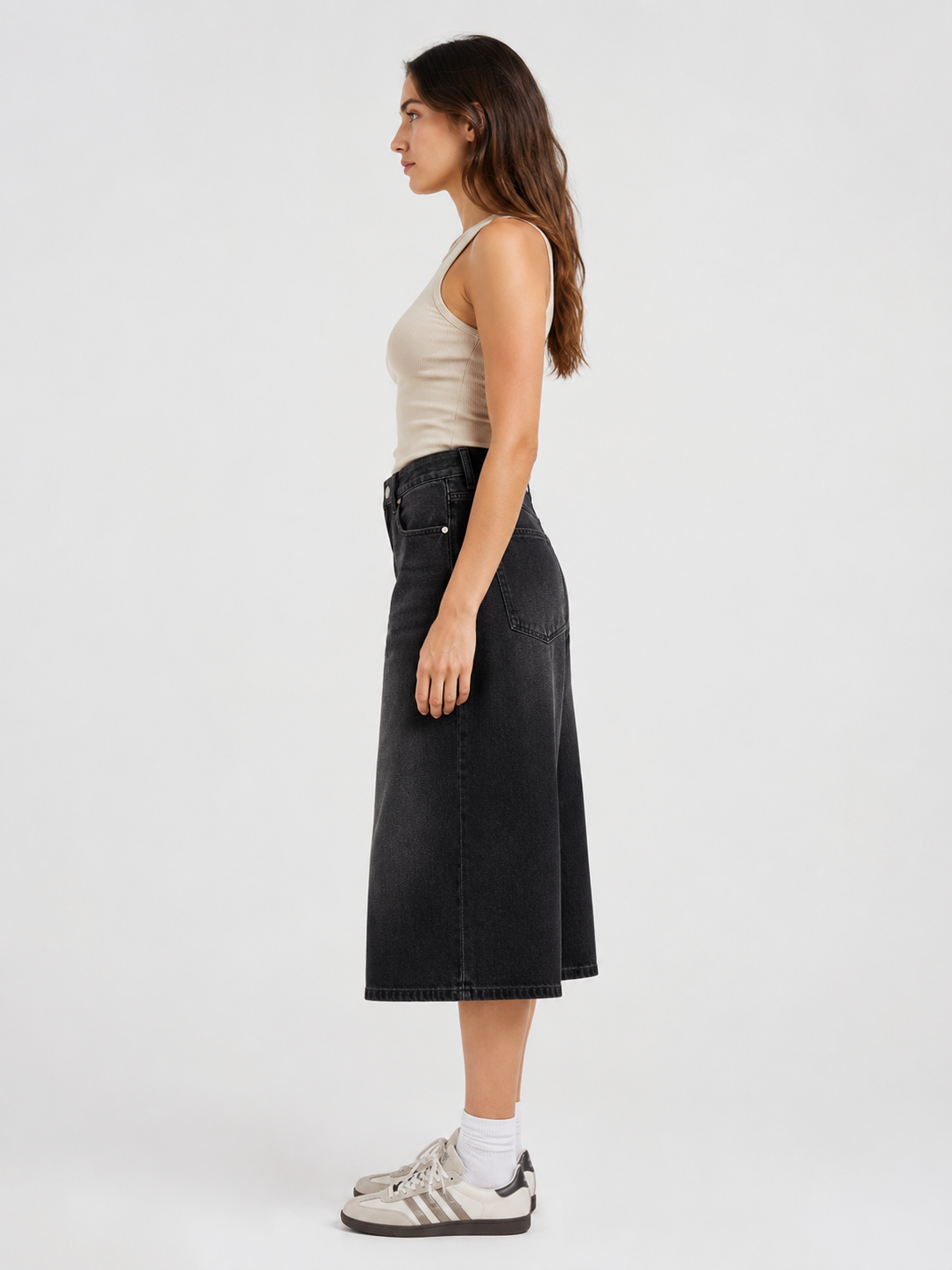 Avery High-Waist Wide-Leg Denim Capri Pants