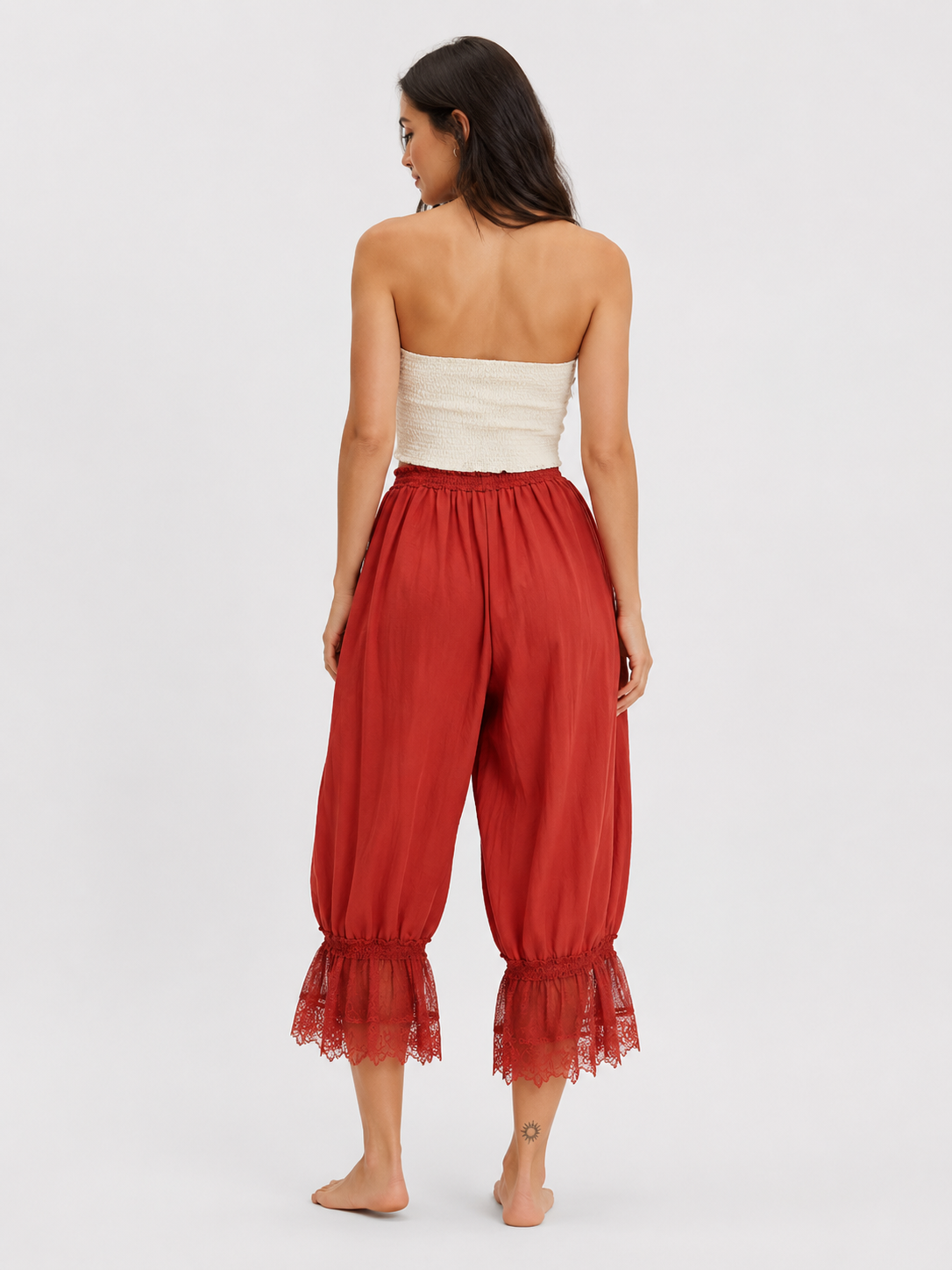 Sora Lightweight Patchwork Capri Pants