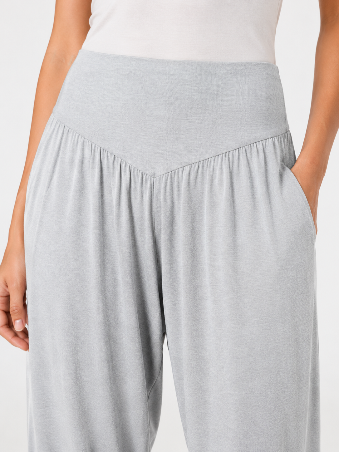 Noa Modal Harem Capri Pants